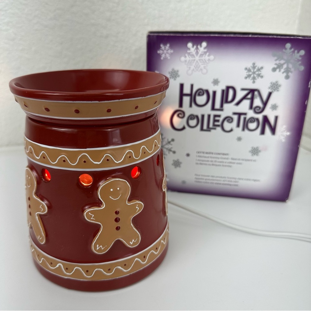 Scentsy Ginger Bread Man Warmer Full Size 2011 Retired Christmas Decor